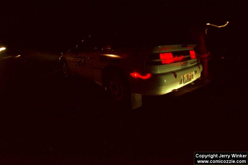 Chris Czyzio / Eric Carlson Mitsubishi Eclipse GSX prepares to leave the time control in Kenton.