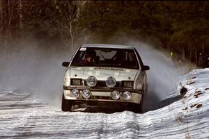 Henry Krolikowski / Cindy Krolikowski set their Dodge Shadow up for a fast left-hander on the stage before the lunch break.