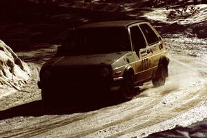 Wayne Prochaska / Annette Prochaska slide their VW Golf through a right-hander on the stage after the lunch break.