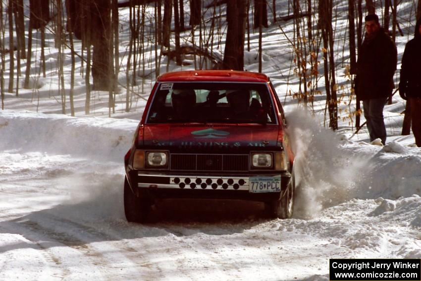 Jim Buchwitz / C.O. Rudstrom drift wide on a right-hander on SS3 in their Mercury Lynx.