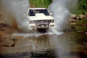 John Daubenmier / Stan Rosen Chevy S-10 at the finish of SS1, Stony Crossing.