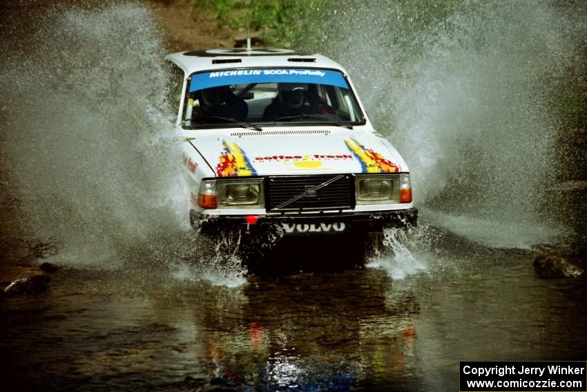 Bill Malik / Christian Edstrom Volvo 240 at the finish of SS1, Stony Crossing.