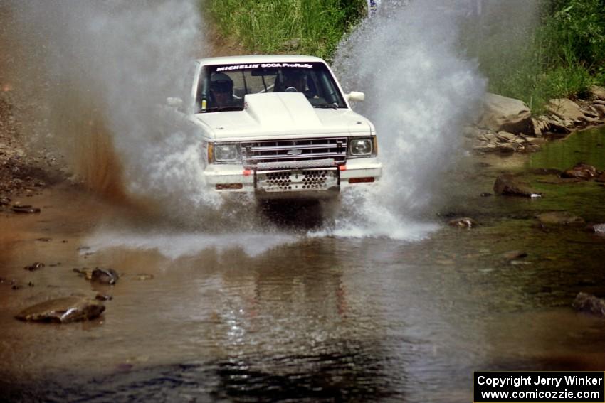 John Daubenmier / Stan Rosen Chevy S-10 at the finish of SS1, Stony Crossing.