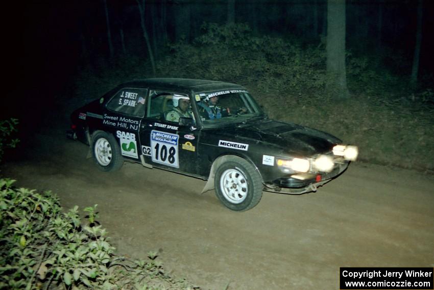 Jerry Sweet / Stuart Spark SAAB 99EMS at the flying finish of SS13, Painter Run.
