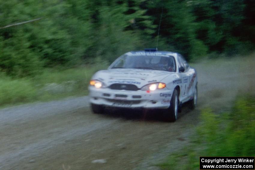 Noel Lawler / Charles Bradley Hyundai Tiburon at speed on SS4, Grafton II.