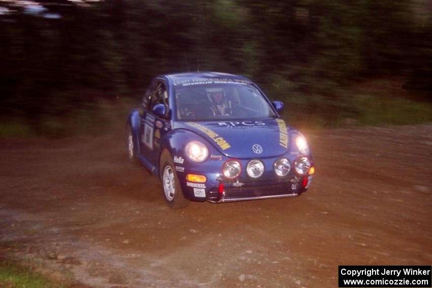 Karl Scheible / Gail McGuire VW Beetle at a hairpin on SS4, Grafton II.