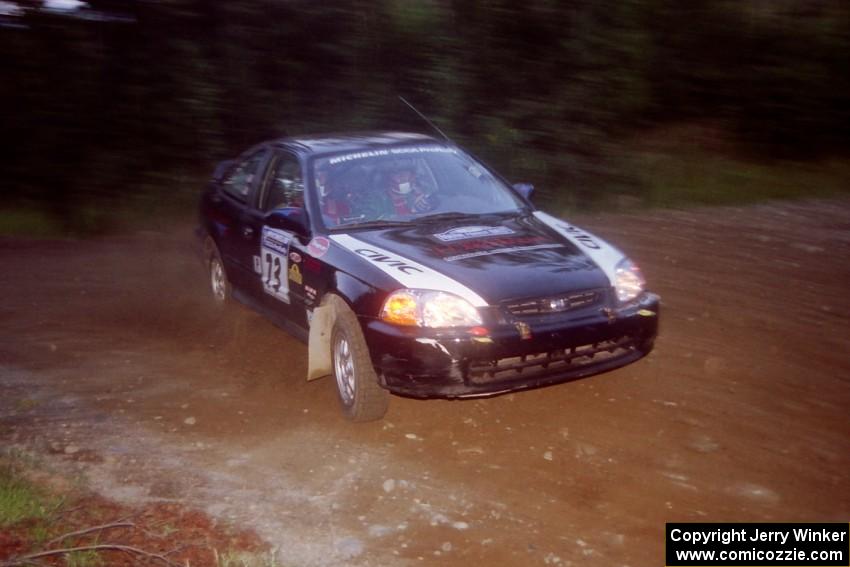 Nick Robinson / Carl Lindquist Honda Civic at a hairpin on SS4, Grafton II.