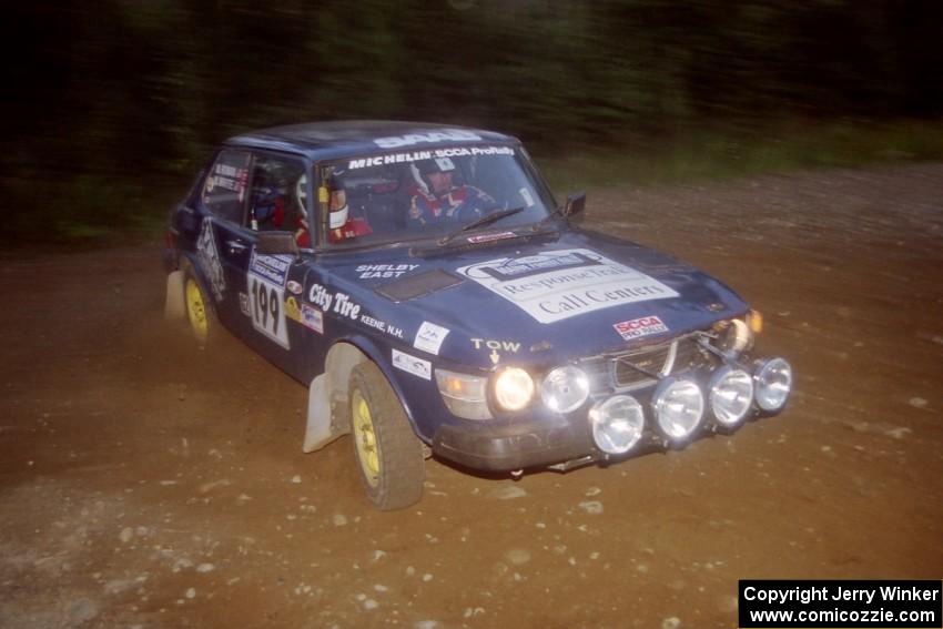 Mike White / Mike Ronan SAAB 99GLI at a hairpin on SS4, Grafton II.