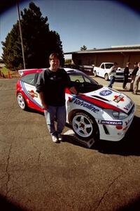 Jim Konkler next to the Ford Focus WRC.