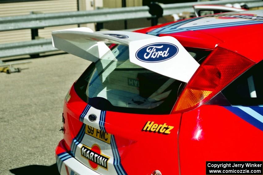 Rear wing of the Ford Focus WRC.