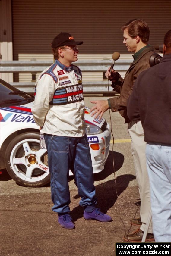 Thomas Rådström is interviewed by the press.