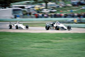 Lee Perkinson's Ralt RT-5 holds off Byron Payne's Ralt RT-5