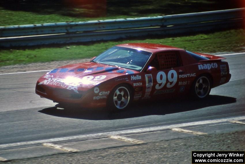 Stu Hayner's Pontiac Firebird Firehawk