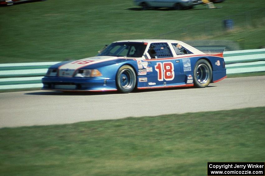 Glen Fox's Ford Mustang