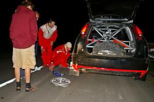 Roman Pakos / Maciej Sawicki split the rim just after the end of SS8 in their Ford Focus SVT.