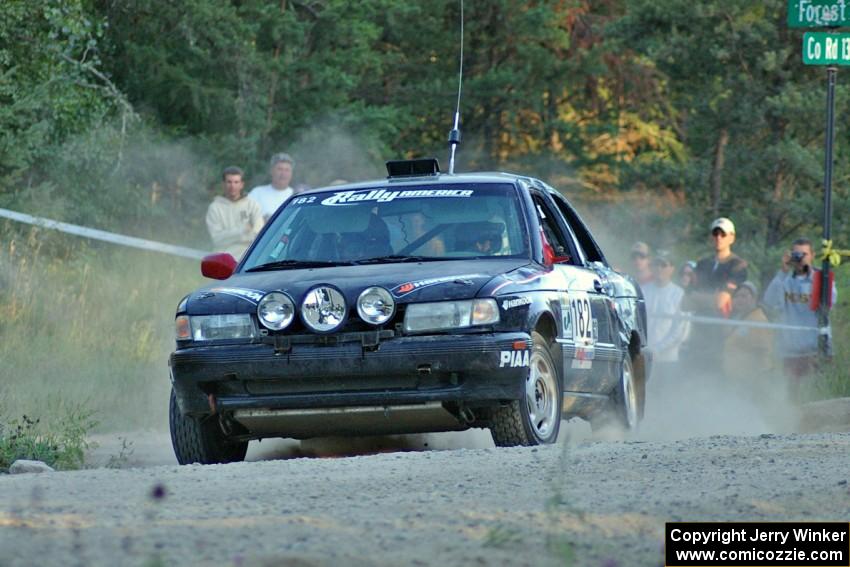 Silvio Alva / Ben Slocum pass the spectator location on SS13 in their Nissan Sentra SE-R.