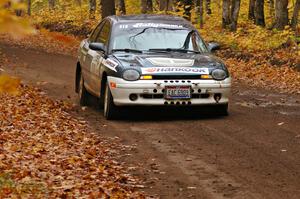 Chris Greenhouse / Don DeRose at speed down a straight on SS2, Beacon Hill, in their Plymouth Neon.