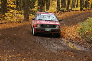 Daryn Chernick / Heidi Nunnemacher drift through a sweeper near the end of SS2, Beacon Hill, in their VW GTI.