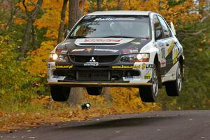 Andi Mancin / Maciej Wislawski catch huge air in their Mitsubishi Evo 9 at the midpoint jump on Brockway 2, SS14.