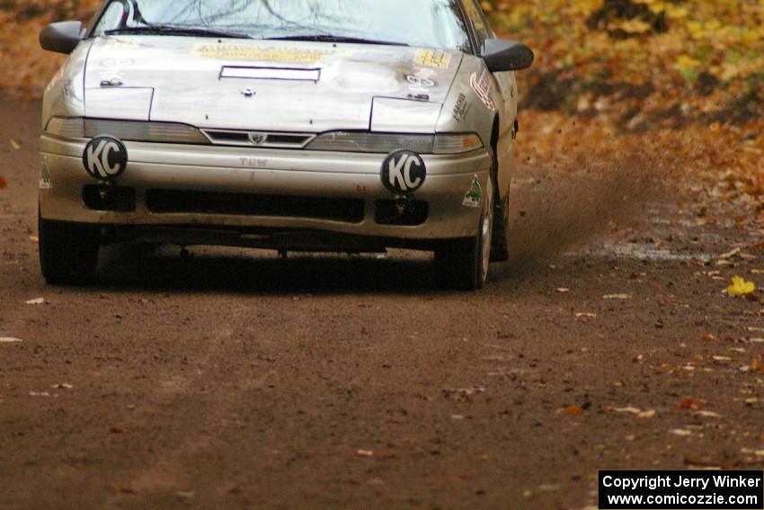 Spencer Prusi / Mike Amicangelo drift their Eagle Talon out of a right-sweeper on SS2, Beacon Hill.