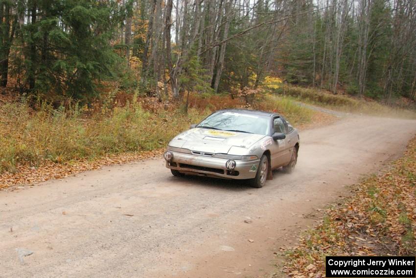 Spencer Prusi / Mike Amicangelo transit their Eagle Talon out of SS3.