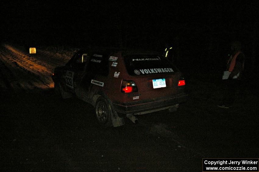 Mychal Summers / Ryan DesLaurier leave the start of SS9, Menge Creek, in their VW Golf.