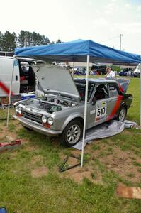 The gorgeous Datsun 510 of Jim Scray / Colin Vickman before the start of the rally.