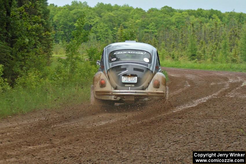 Mark Huebbe / John Huebbe drift their VW Beetle through a left-sweeper on SS3.