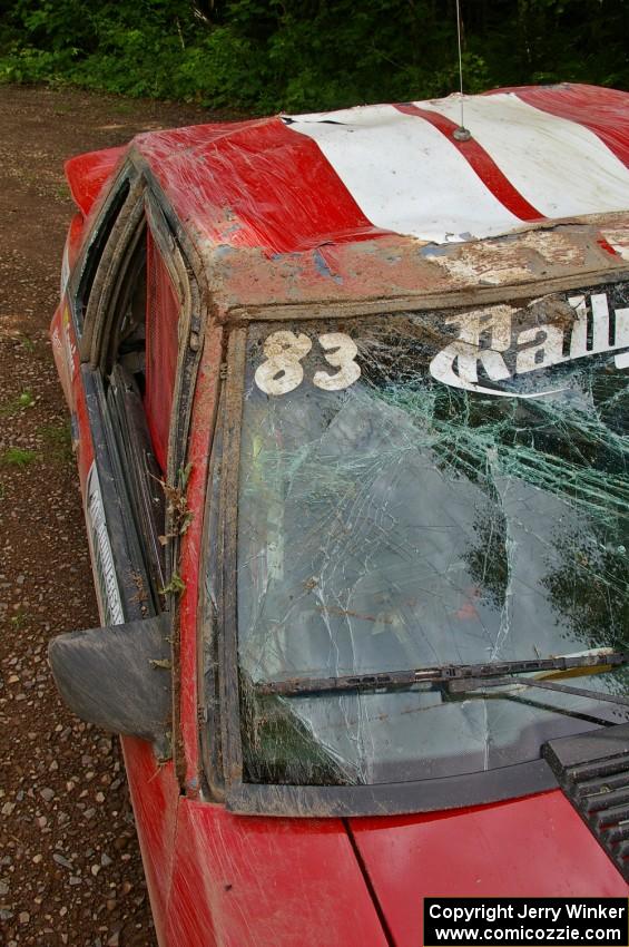 Heavy damage to the co-driver's side of the Ford Mustang of Mark Utecht / Rob Bohn after its roll on SS2.