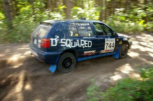 Paul Koll / Heath Nunnemacher fly out of a 90-right on SS8 in their VW Golf.