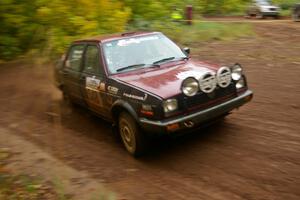 Matt Bushore / Andy Bushore come into the flying finish of Beacon Hill, SS2, at speed in their VW Jetta.