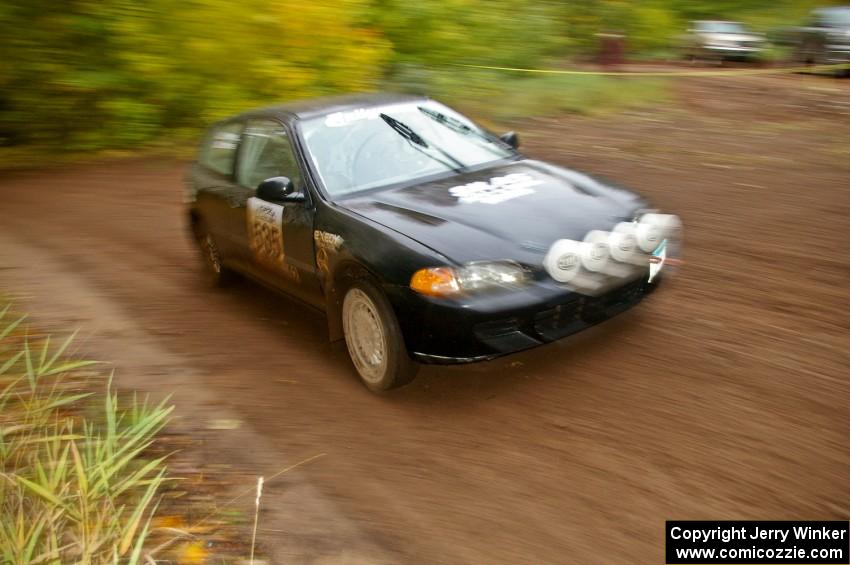 Matt Himes / Silas Himes come into the flying finish of Beacon Hill, SS1, in their Honda Civic