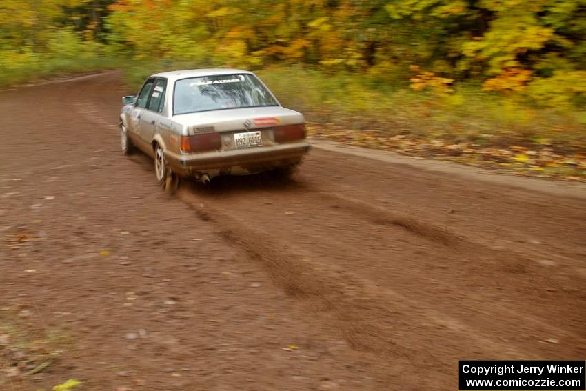 Bill Caswell / Elliott Sherwood come through the flying finish of Beacon Hill, SS2, in their BMW 318i.