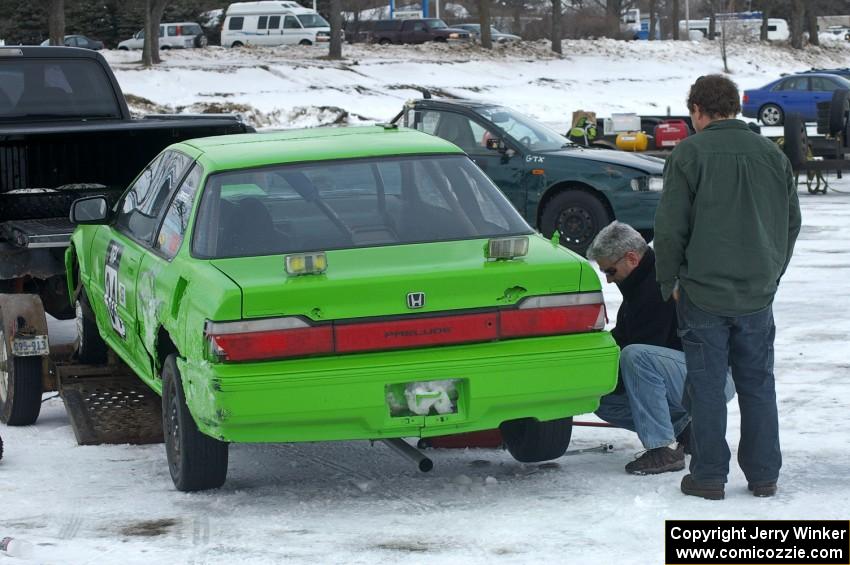 The Tim Lynch / Pat Foner Honda Prelude was an early DNF.