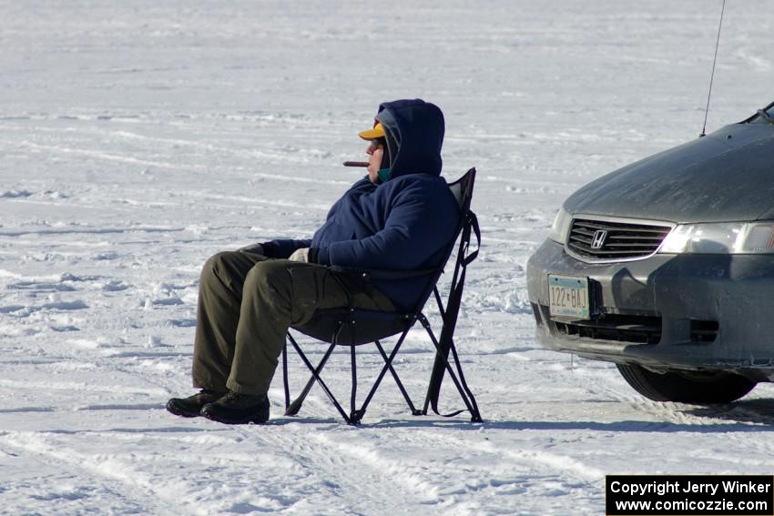 Die-hard spectator in 18-degree F weater.