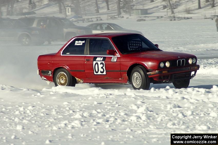 Pete Tavenier / Bruce Powell BMW 318i