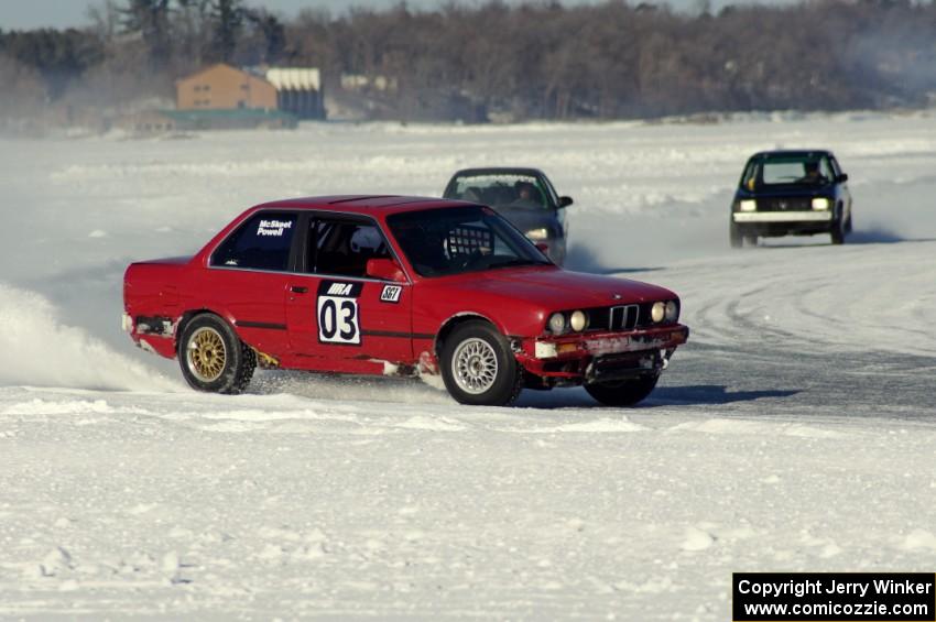 Pete Tavenier / Bruce Powell BMW 318i leads Ryan Hammond / Kyle Laursen Honda Civic and Bill Nelson / Matt Bjorge VW Rabbit