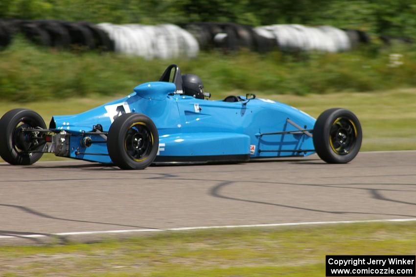 Chris Orr's Van Diemen RF00 Formula Ford