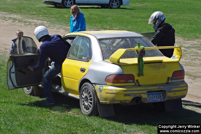 Martin Asao and Tim Anderson swap drivers in their MA Subaru Impreza