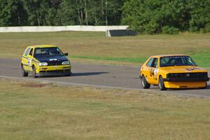 Tom Daly's ITC VW Scirocco ahead of Brent Carlson's ITJ VW Golf