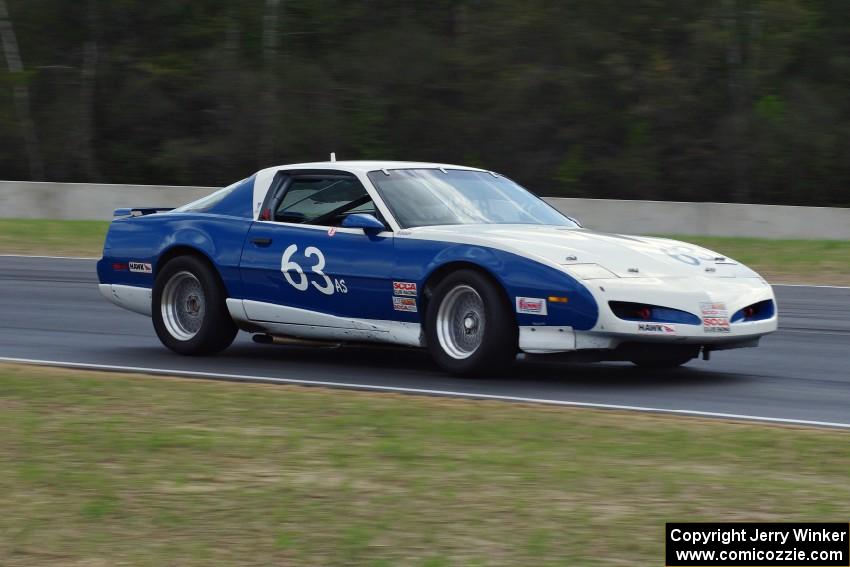 Phil Brabec's American Sedan Pontiac Firebird