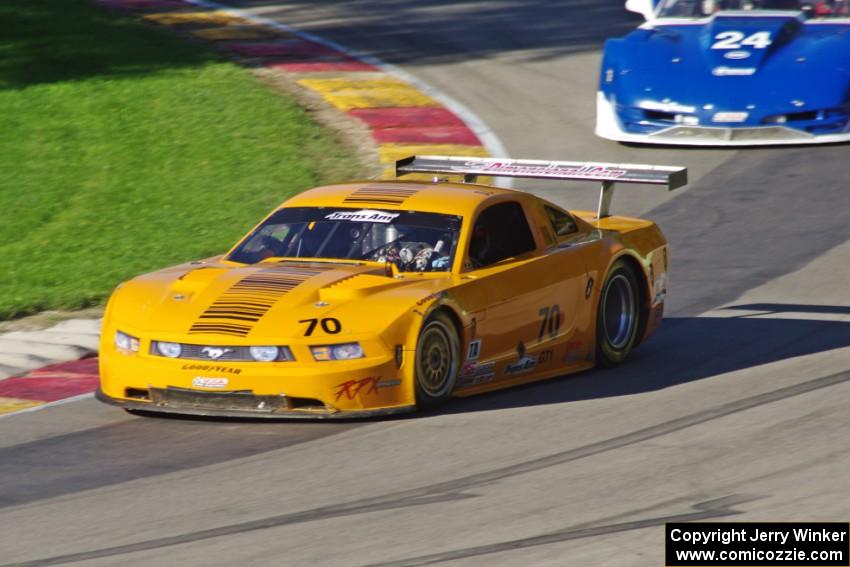 David Jans's Ford Mustang holds off Rick Dittman's Chevy Corvette