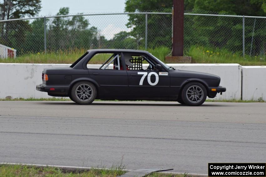 Speed Doctors BMW 318i pulls off the track