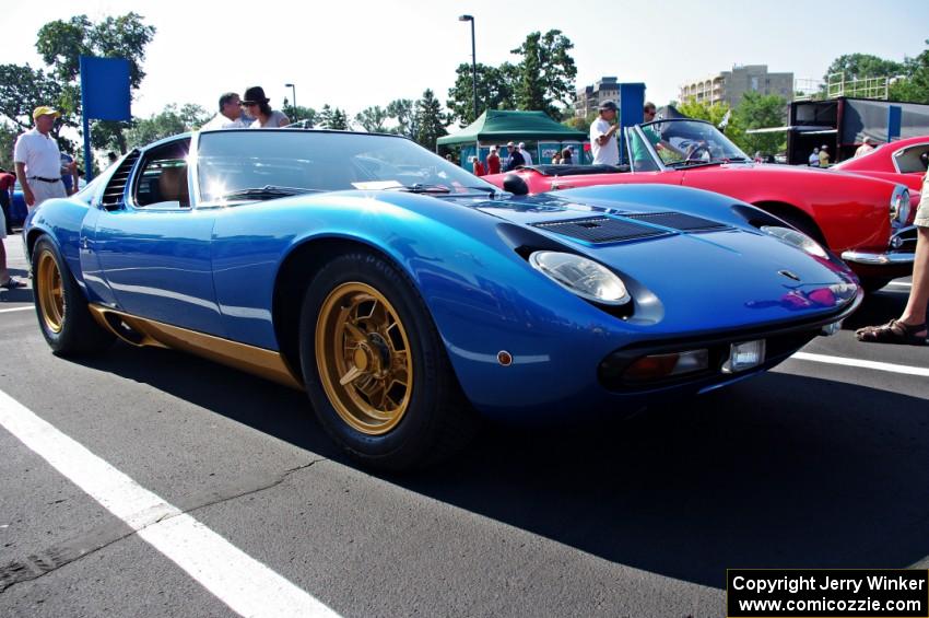 Lamborghini Miura P400SV