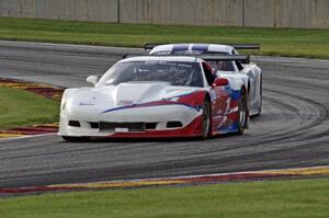 Simon Gregg's Chevy Corvette and Cliff Ebben's Ford Mustang