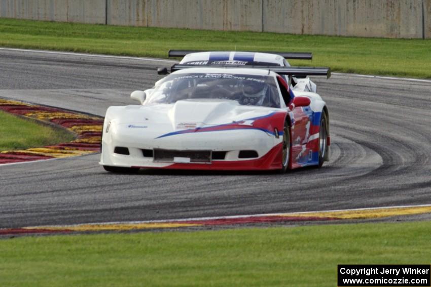 Simon Gregg's Chevy Corvette and Cliff Ebben's Ford Mustang