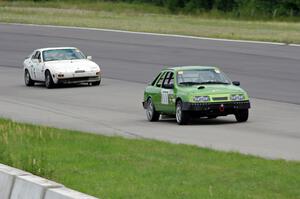 Flying Dutchmen Merkur XR4Ti and Team Fugu Porsche 924