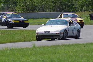 Team Fugu Porsche 924, Gopher Broke Racing Nissan 300ZX and URA Tool Motorsports Ford Taurus SHO