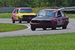 Blunderbus(t) BMW 318 and Nile Racing (Senile & Juvenile) VW GTI