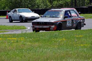 North Loop Motorsports 2 BMW 325, unknown BMW 318 or 325 and Team Fugu Porsche 924